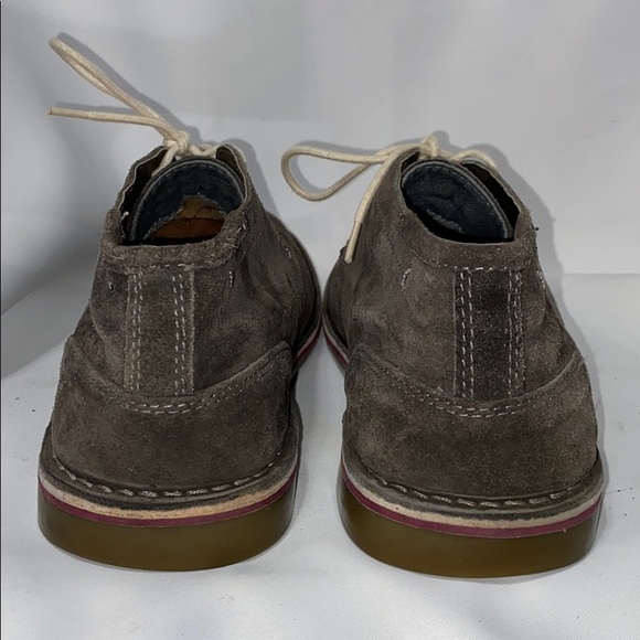 Kenneth Cole Reaction Gray Leather Chukka Boots - Picture 5 of 10